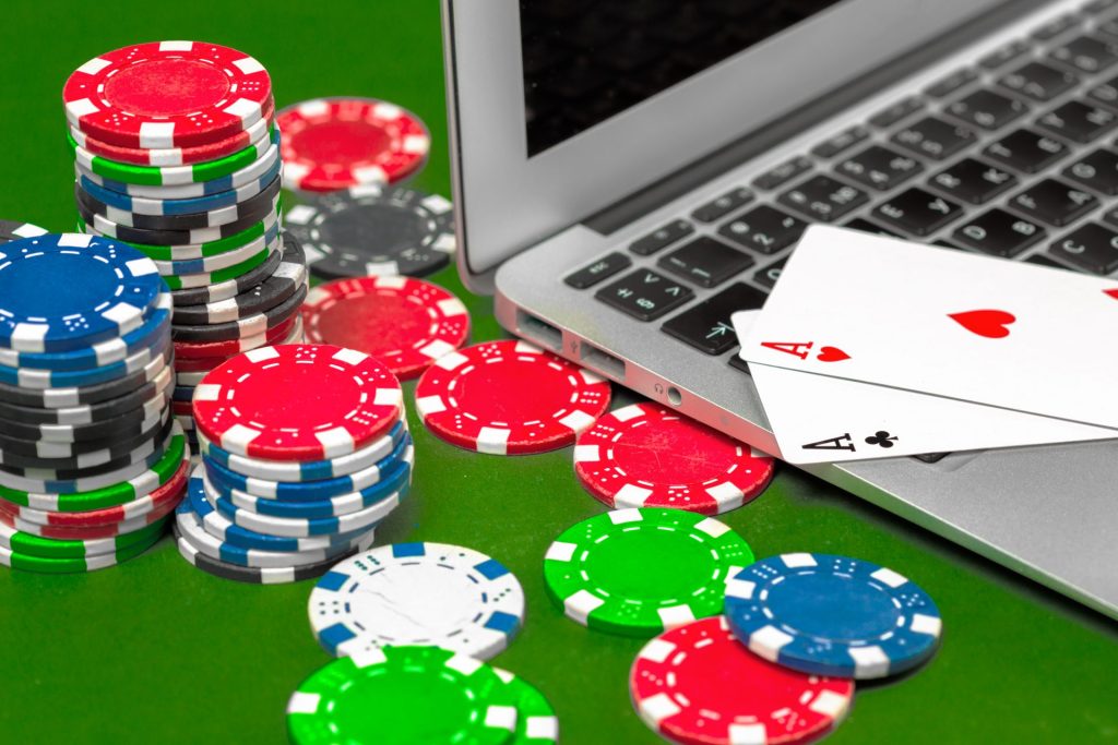 Poker Chips Table